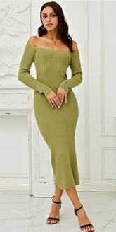 Robe pull en tricot à épaules dénudées Tia